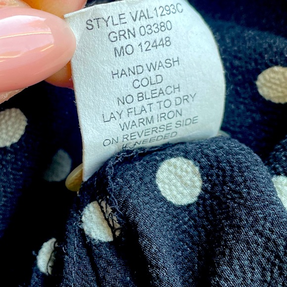 Polkadot Sleeveless Black and White Button Shirt Blouse - Picture 11 of 12